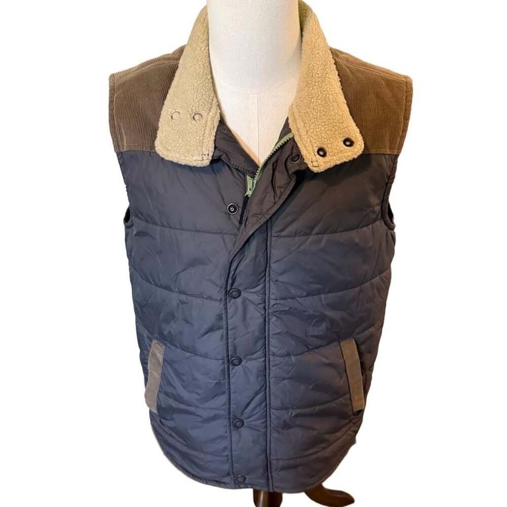 prAna Mens Medium Sherpa Collar Corduroy Puffer Vest Gray